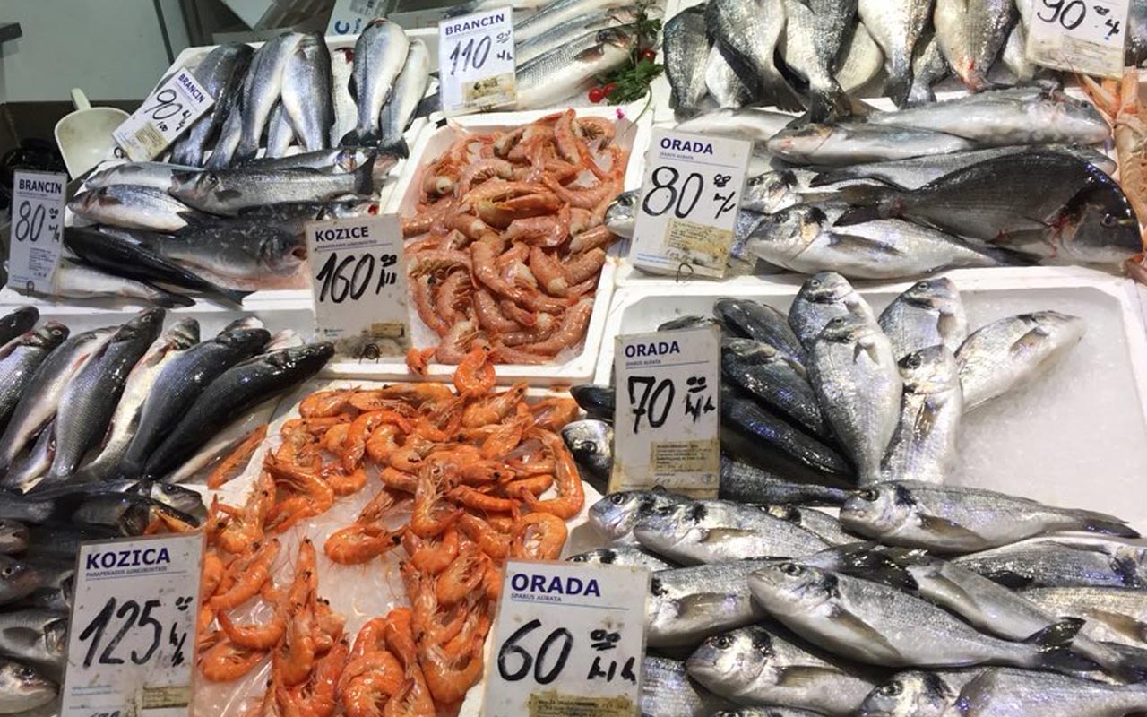 fish-market